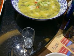 -东口码头·烧鸽子·鱼头泡饼·地方菜(金鹰悦城店)