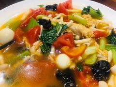 -亚哈饭店(梅园新村小区店)