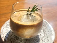 -Chom Cafe and Restaurant