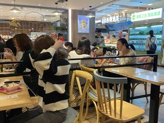 大堂-满记甜品(巴黎春天宝山店)