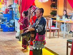 -老滇山寨•云南特色菜•地方菜•民族风情歌舞表演(金碧店)