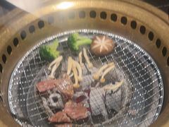 -山川小町·极番烧肉(新地假日广场店)