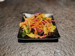拌花菜-炭小牛果木烤肉