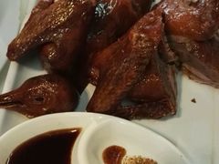 乳鸽-新大咀港式茶餐厅(宝山万达店)