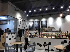 -HELLO 27 意面·沙拉·帕尼尼