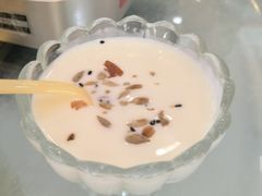 酸奶-马尔龙新疆饭店·清真(瑞景店)