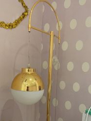 -蕾蕾美颜美容美体