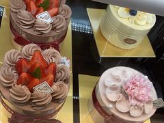 -花花卷卷·鲜食蛋糕(静安久光百货店)