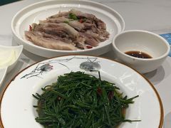 -民族手抓羊肉馆·滩羊手抓·烤全羊