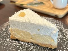 -Chom Cafe and Restaurant