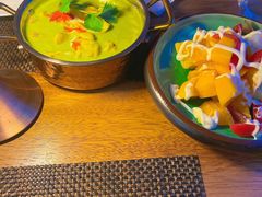 -暹罗酒肆泰餐厅酒吧