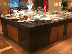 自助取餐区-圣廷苑酒店-世纪楼菲苑自助餐厅