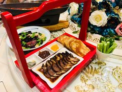 -锦龙国际酒店(天津奥体中心华苑地铁站店)