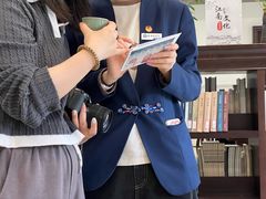 -杨浦区图书馆(长海路街道分馆)