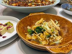 -关里关外·鱼头泡饼(唐冶绿地汇店)