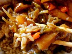 -齐品达烤肉饭(百联美食城店)