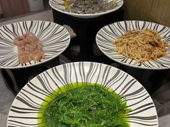 -杭州西湖湖滨银泰亚朵酒店