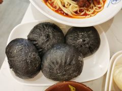 -李与白包子铺(桐梓林店)