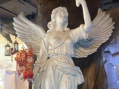 -暴风岛沉浸式体验馆(百联世纪店)