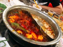 -朱氏胖子烂火锅(洪崖洞店)