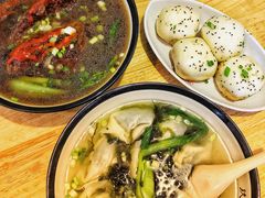 -玖鲜小笼(中山广场店)