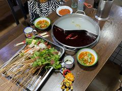 -三番火辣串串香(总店)