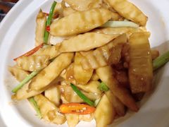 -万重锦·人文川菜馆(骡马市店)