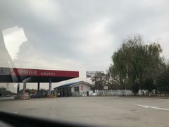 -平望服务区·停车场