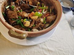 -八府香鸭·啫啫煲(华山路店)