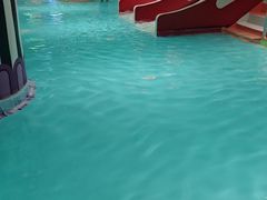 -涨巢·潮玩水疗局