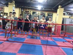 -拳霸泰拳MMA综合格斗搏击馆(浦东馆)