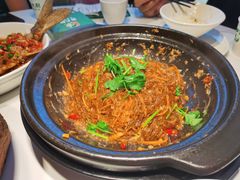 -费大厨辣椒炒肉(高铁吾悦广场店)