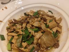 -小隐院子·庭院餐厅(大学城后湖店)