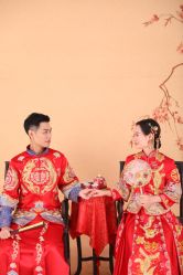 点击看大图 -经典婚纱摄影美学馆·私人定制