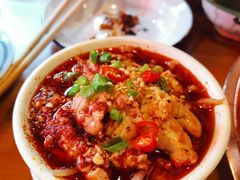 -炉小二铜锅牛蛙•川湘菜(三里屯店)