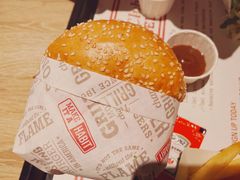 -The Habit Burger Grill 哈比特汉堡(复兴soho店)