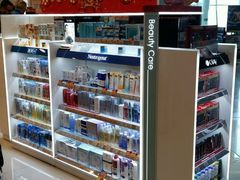 -万宁(机场T1 L7禁区东大堂店)