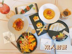 -香梨观景餐厅(西街店)