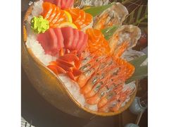 -枝魯枝魯自助料理