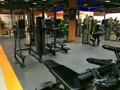 -健变健身俱乐部(前海天虹商场店)