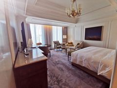 -广州富力丽思卡尔顿酒店