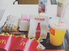-麦当劳(佛山流行前线店)