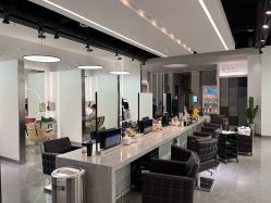 -Z.X HAIR SALON张新美业