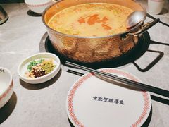 -野山舂·贵州现舂酸汤牛肉(民生路店)