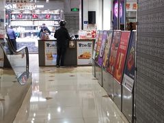 -梅龙镇广场