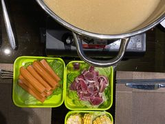 -大中华希尔顿酒店-念自助餐·嗨啤·小龙虾