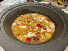 土鸡菌汤锅-芸山季·云南野生菌火锅(宝能环球汇店)