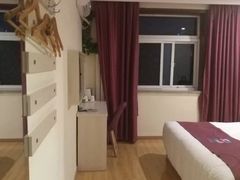 -派酒店(北京清河永泰庄地铁站店)