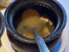 -八府香鸭·啫啫煲(华山路店)