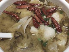 酸菜小鱼-渝是乎川渝小炒(新世界百货望京店)